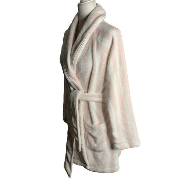 Victorias Secret Fleece Short Robe XS Pink Stripes Long Sleeve Pockets Tie Belt - Picture 8 of 9